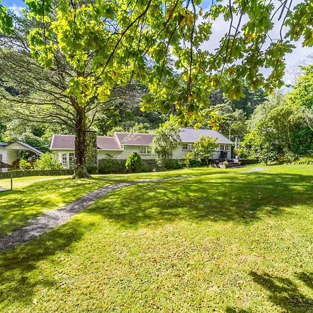 Pinehaven Cottage Upper Hutt Extérieur photo