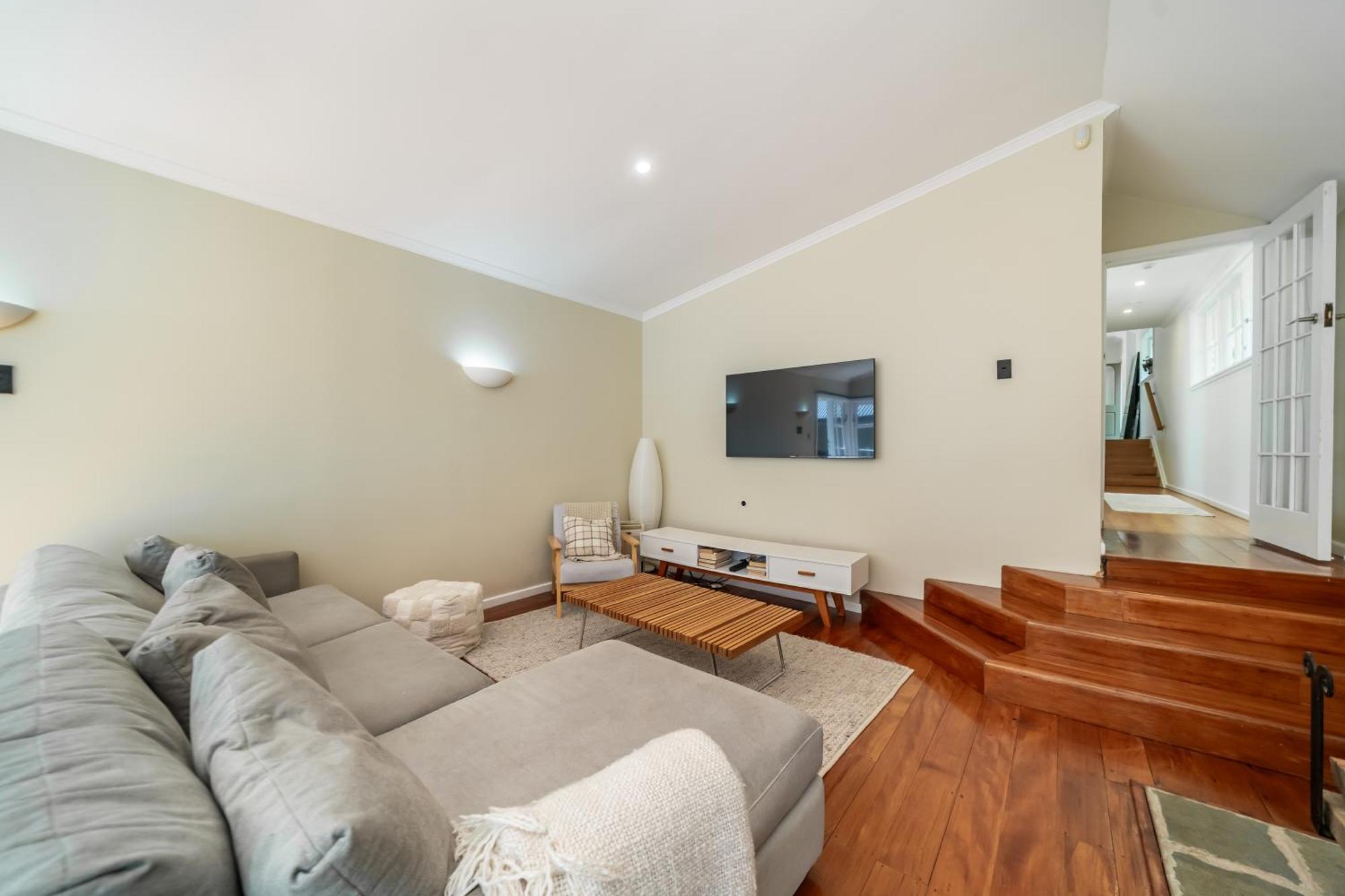 Pinehaven Cottage Upper Hutt Extérieur photo