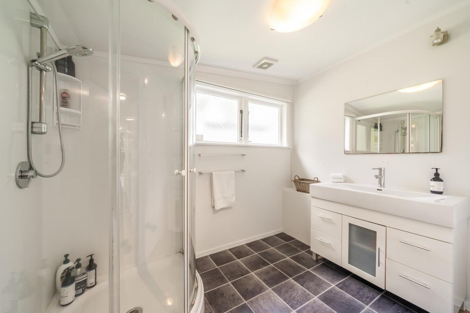Pinehaven Cottage Upper Hutt Extérieur photo