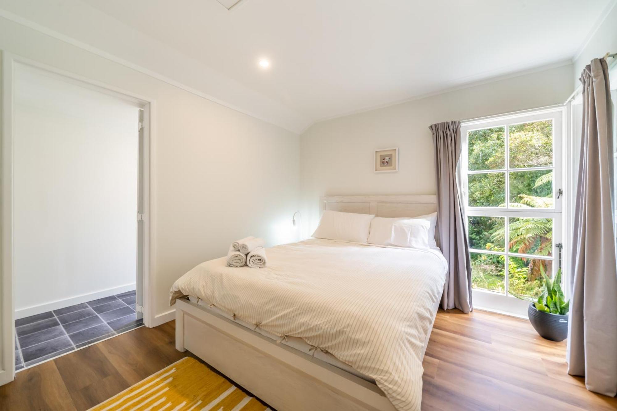 Pinehaven Cottage Upper Hutt Extérieur photo